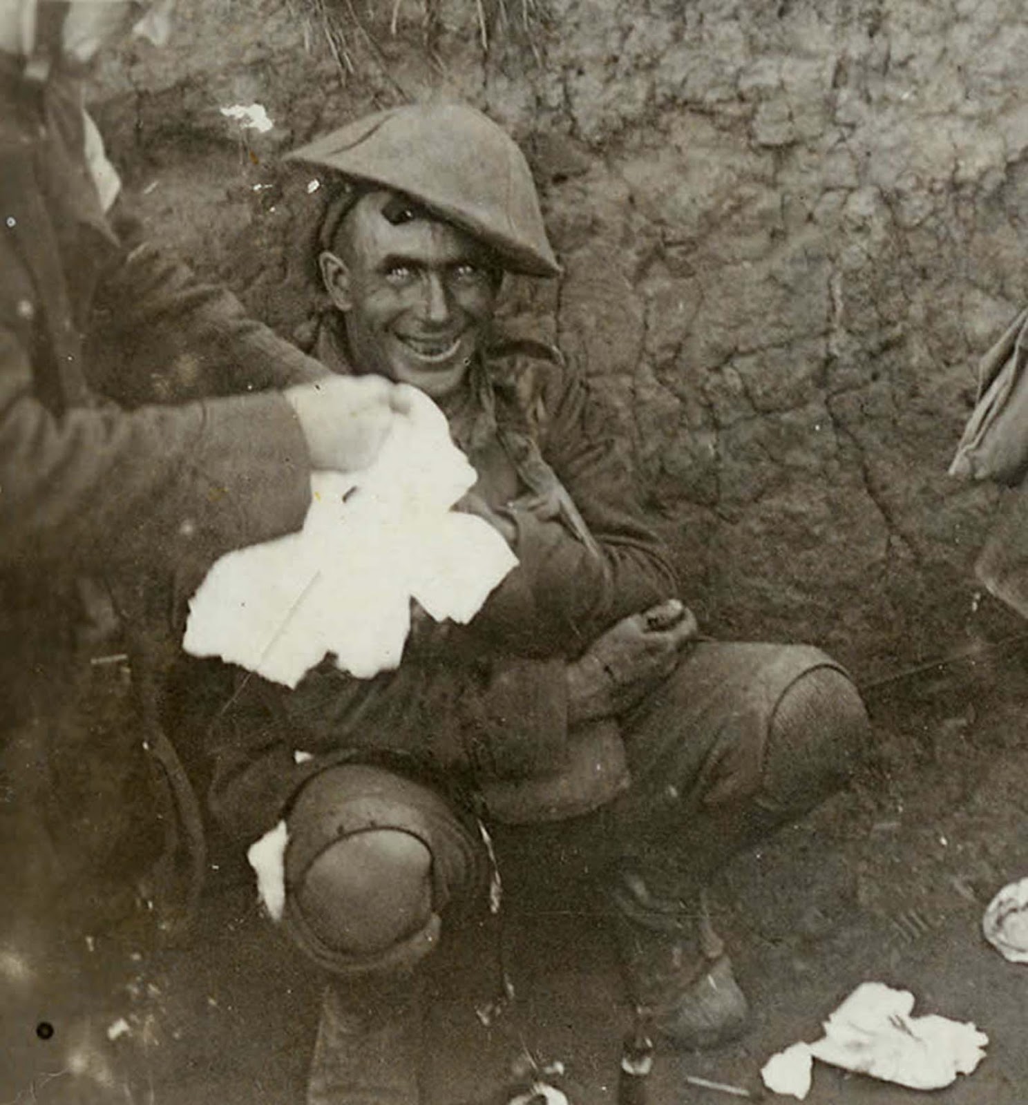 shell_shocked_soldier_1916_2.jpg