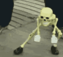 skeleton-dance-break-it-down.gif